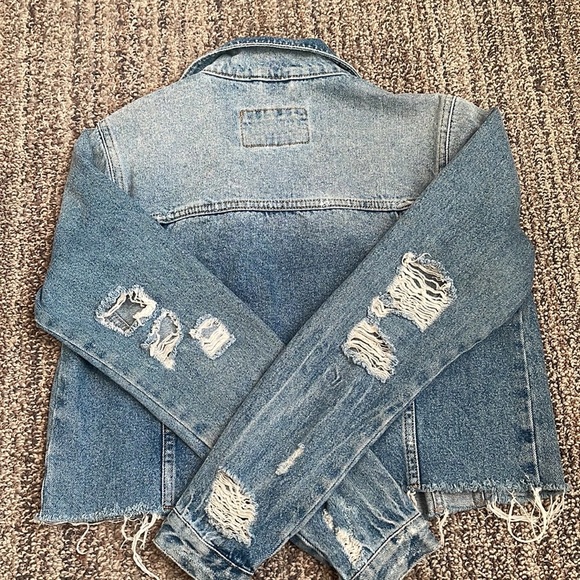 Forever 21 cropped Denim Jacket - Picture 3 of 3